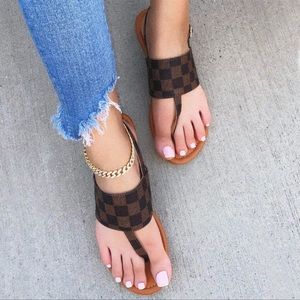 Brown/Tan Checkered Sandal